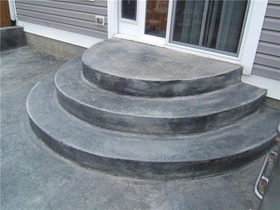 concrete stairs on back patio
